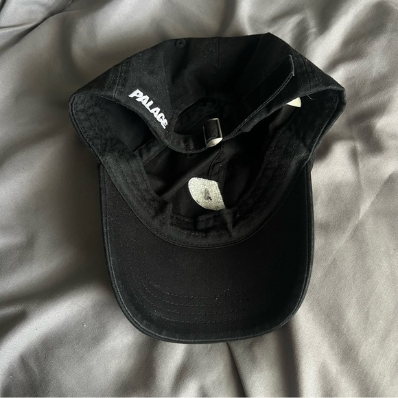 Palace P Hat 6 Panel Black Hat Authentic - Picture 2 of 5